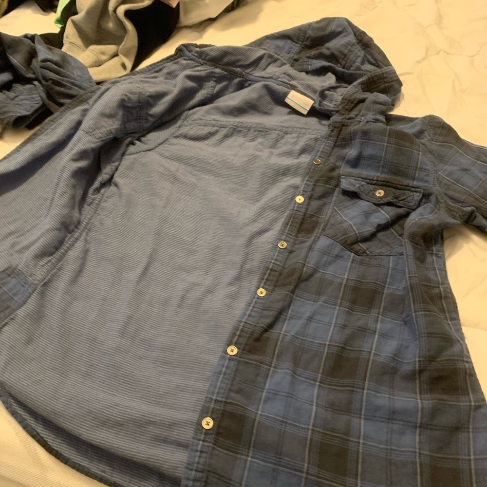 Columbia hooded button down shirt